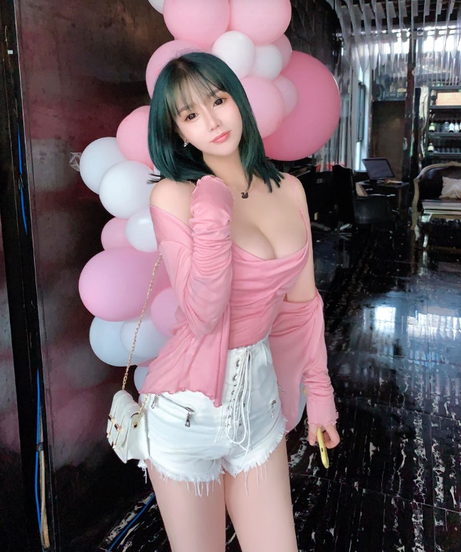 暴艹武汉喷水小妹妹