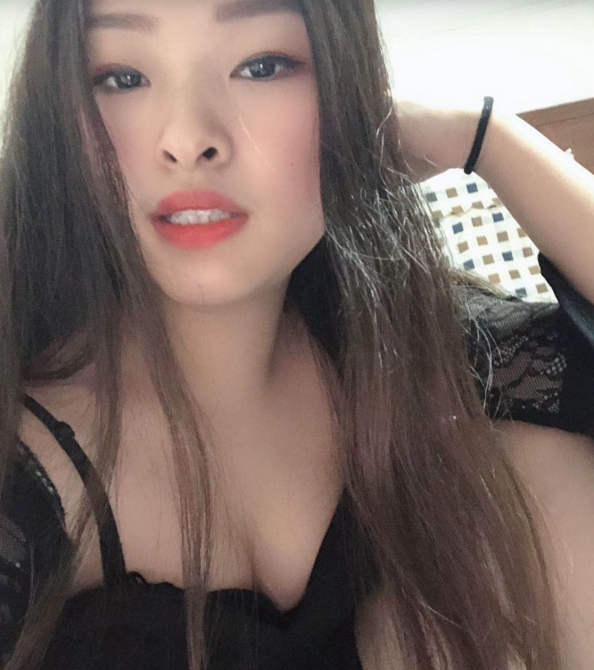 00后大胸妹子，又紧又嫩